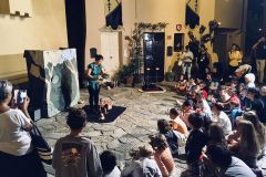 in scena